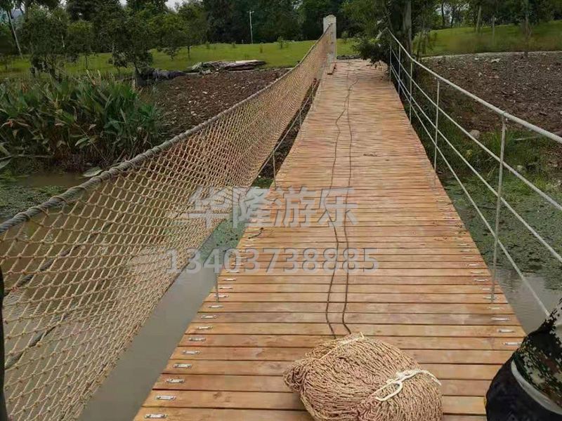 木质吊桥效果展示